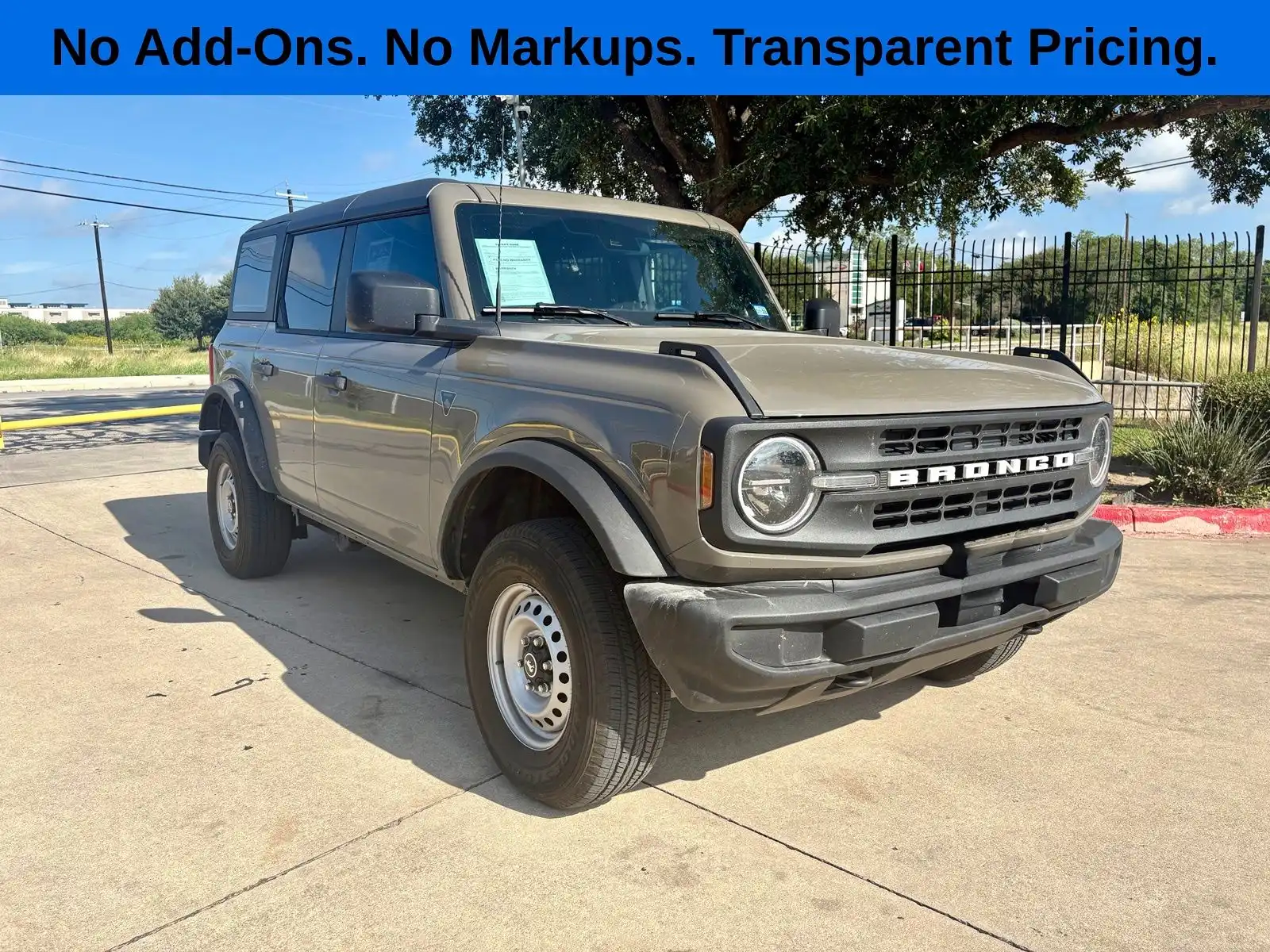 2025 Ford Bronco Base 4x4's photo