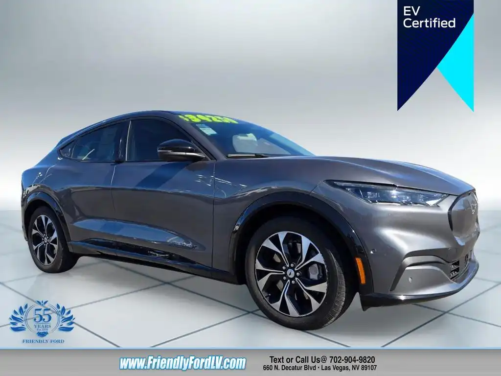 2023 Ford Mustang-Mach-e Premium's photo