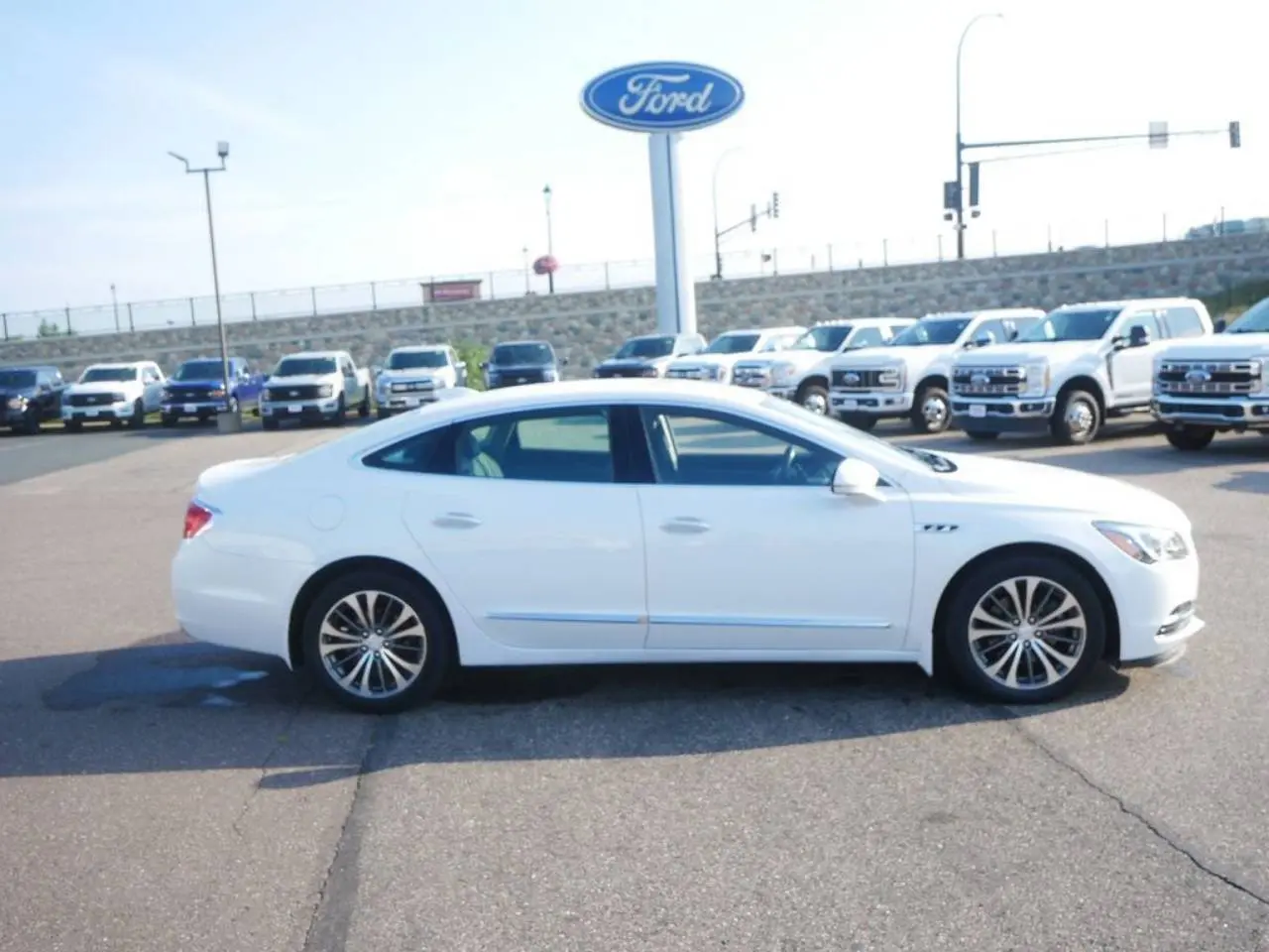 2019 Buick LaCrosse Essence photo 4