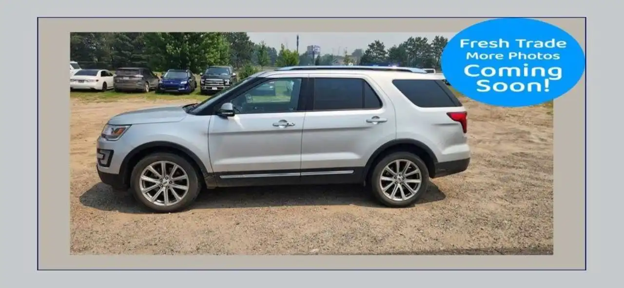 2017 Ford Explorer Limited 4WD's photo
