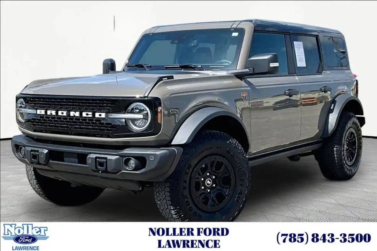 2025 Ford Bronco Badlands 4x4's photo