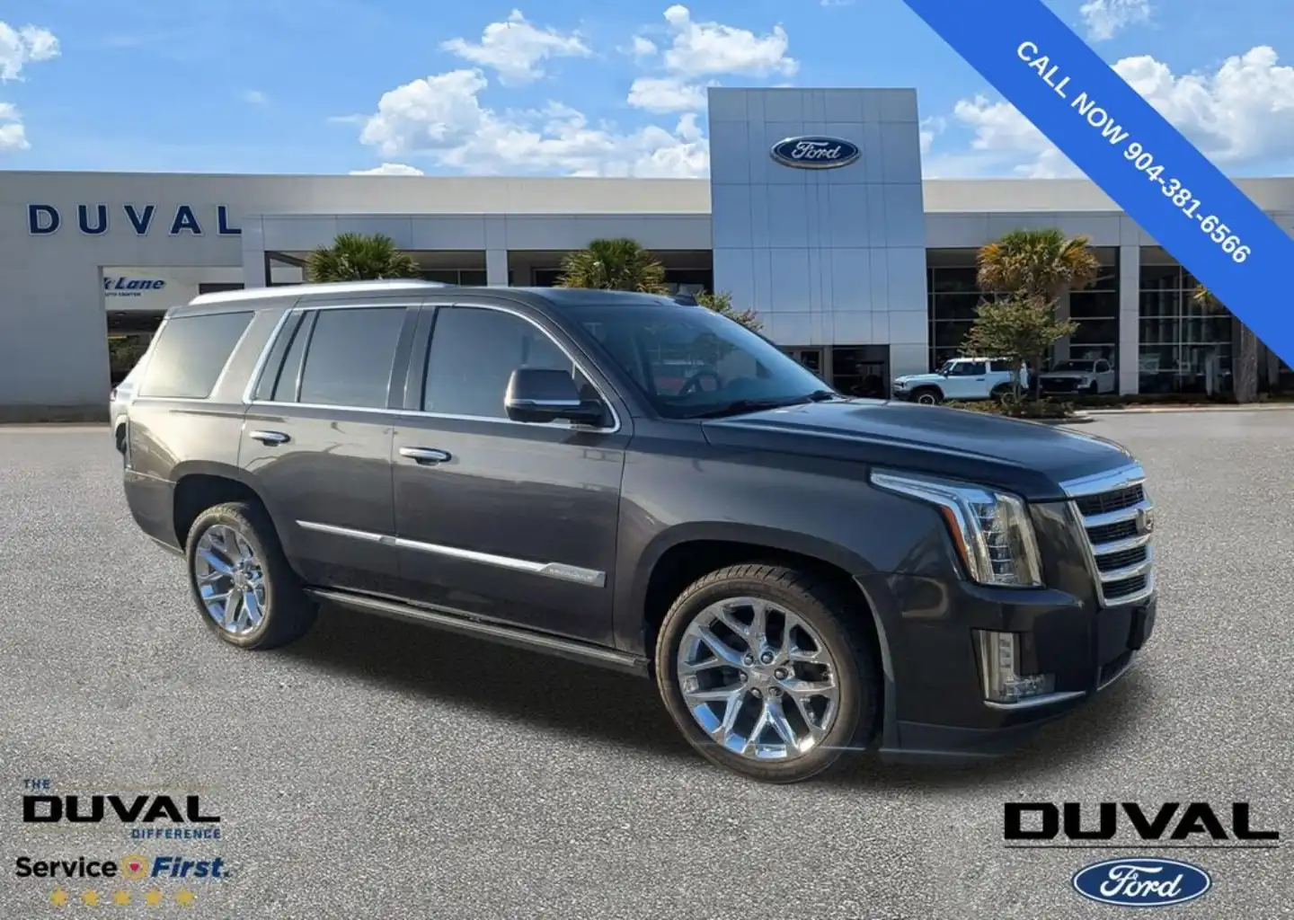 2016 Cadillac Escalade AWD Premium's photo