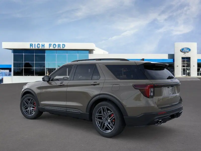 2026 Ford Explorer ST 4WD photo 4