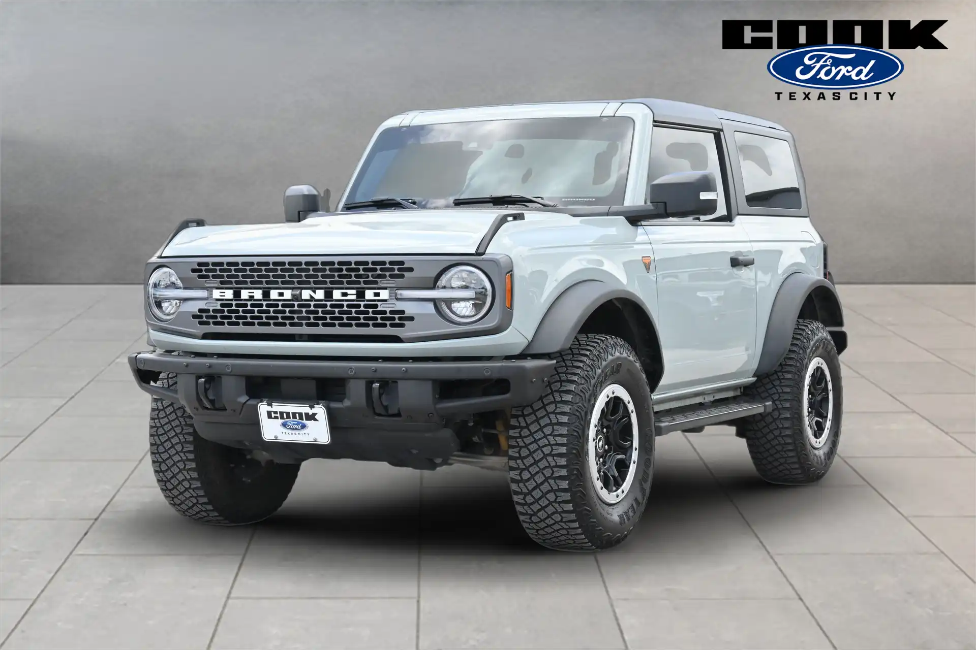 2023 Ford Bronco Badlands 4x4's photo