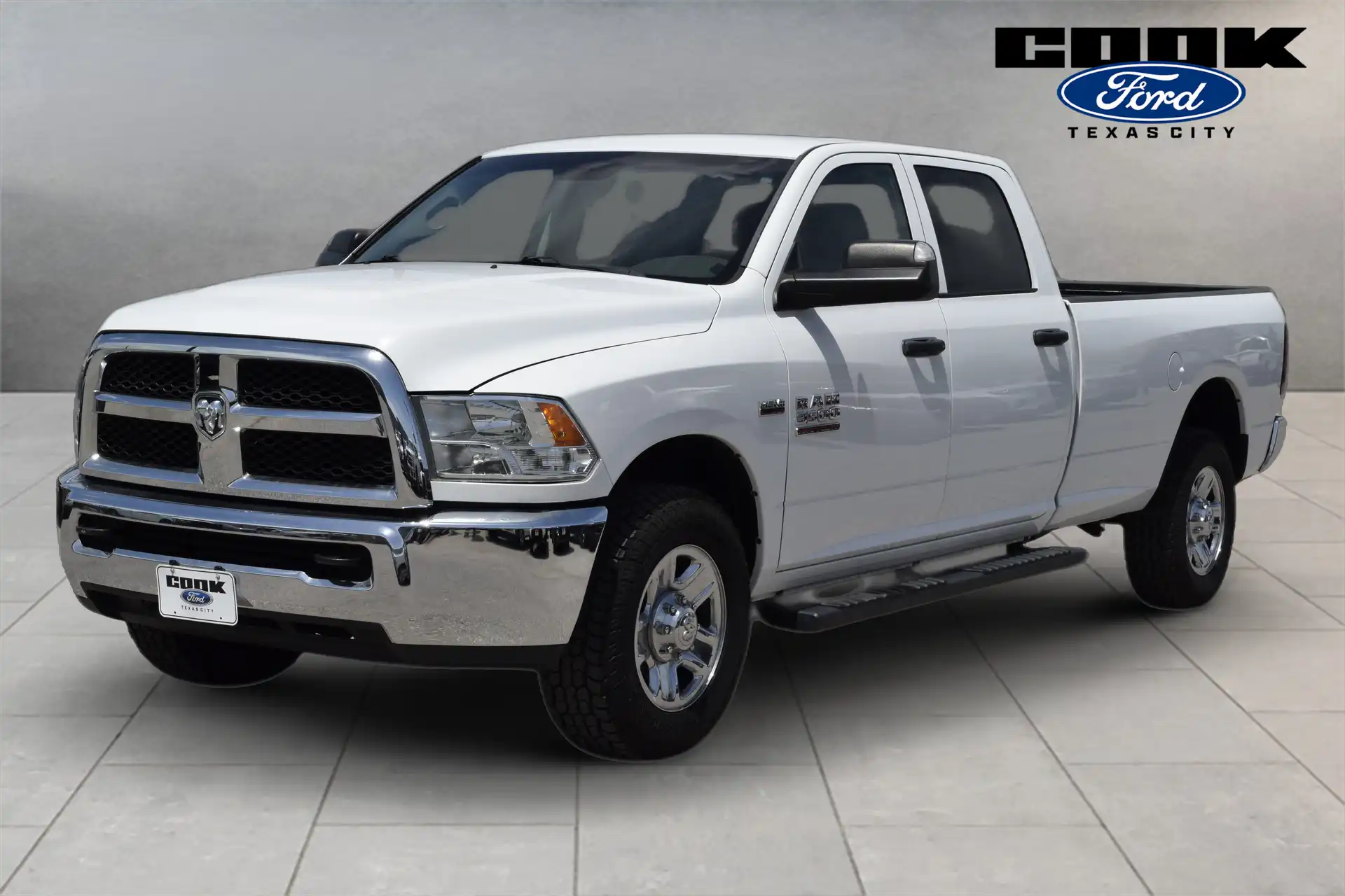 2017 RAM 3500 Tradesman Crew Cab LWB's photo