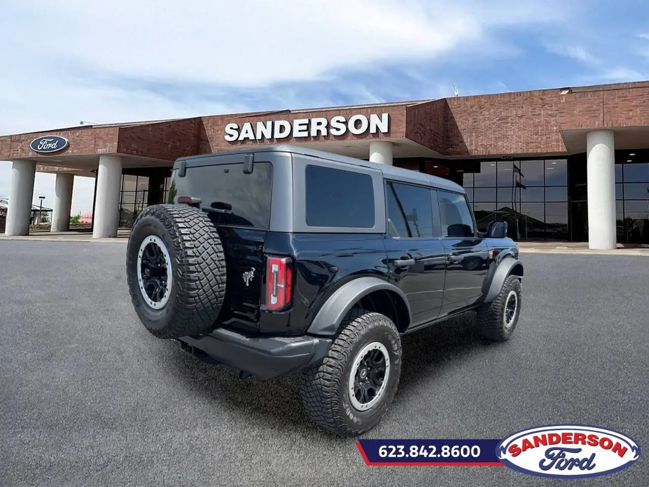 2022 Ford Bronco Badlands 4x4 photo 3