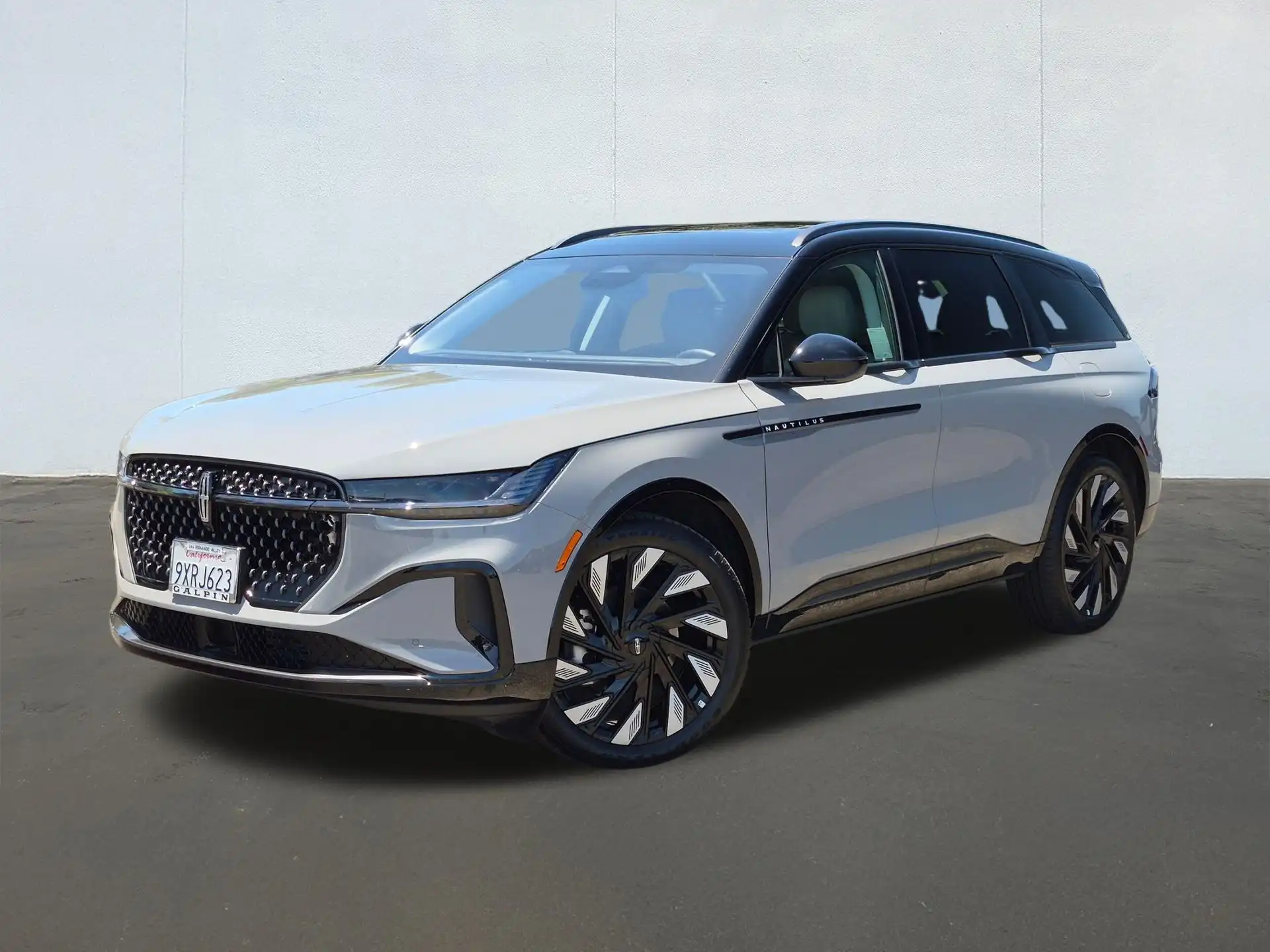 2026 Lincoln Nautilus Reserve AWD's photo