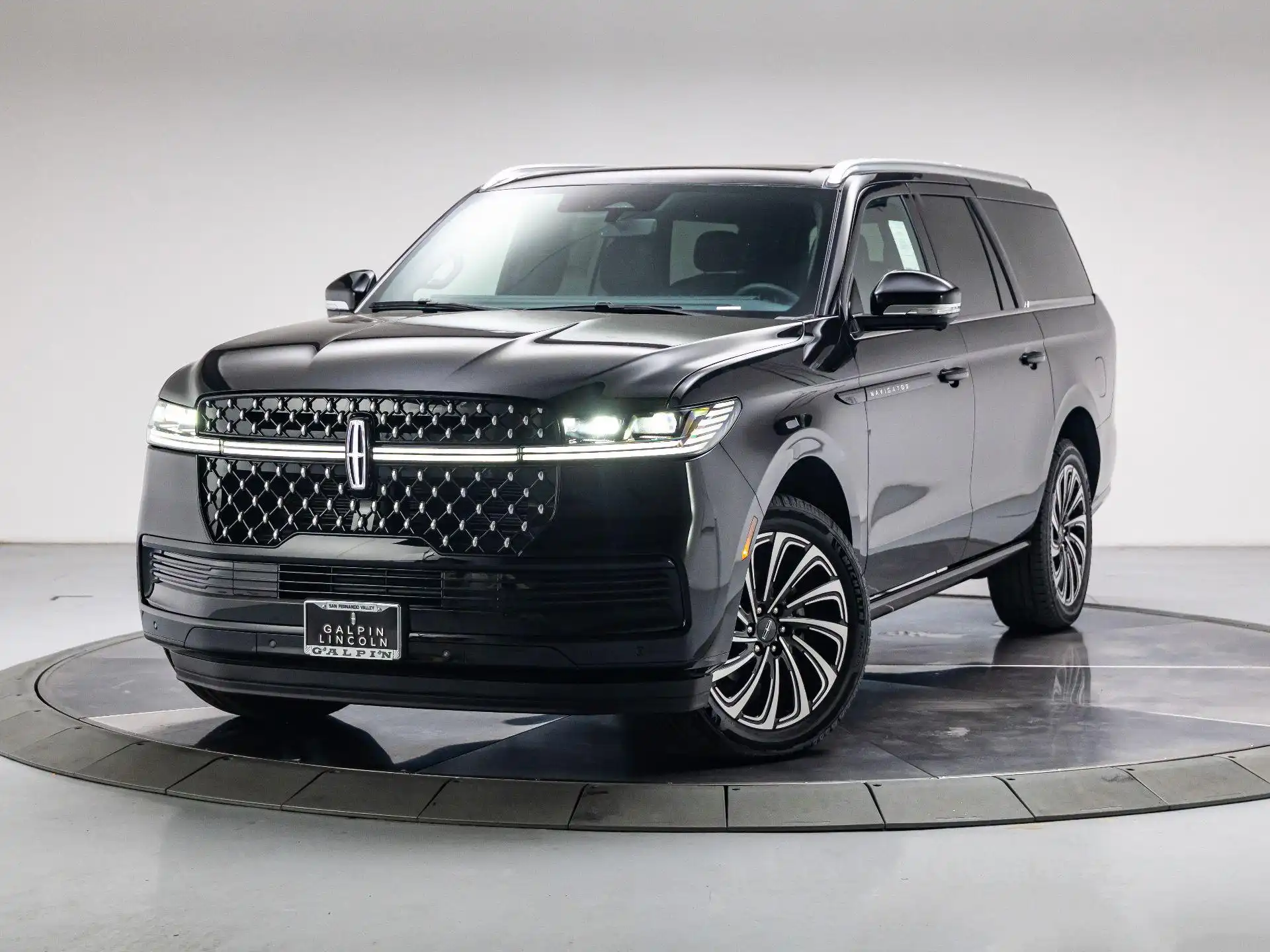 2027 Lincoln Navigator Black Label L 4WD's photo