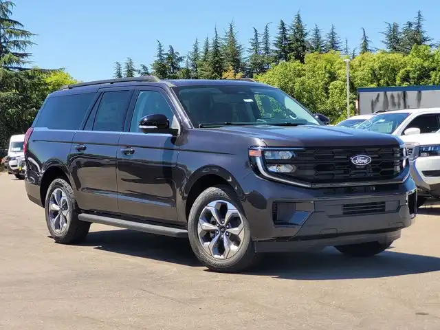 2027 Ford Expedition Active MAX 4x4's photo