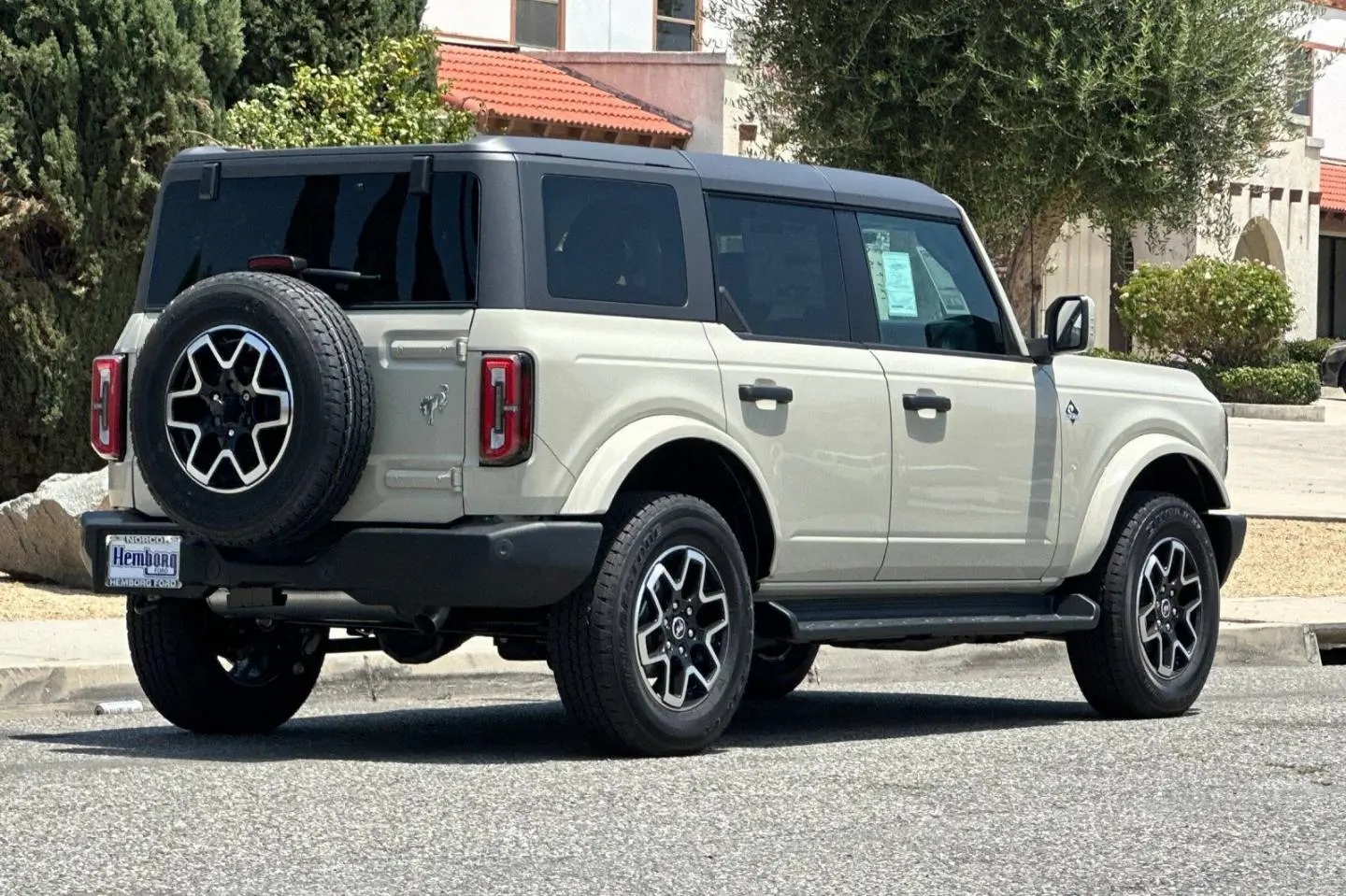 2026 Ford Bronco Outer Banks 4x4 photo 4