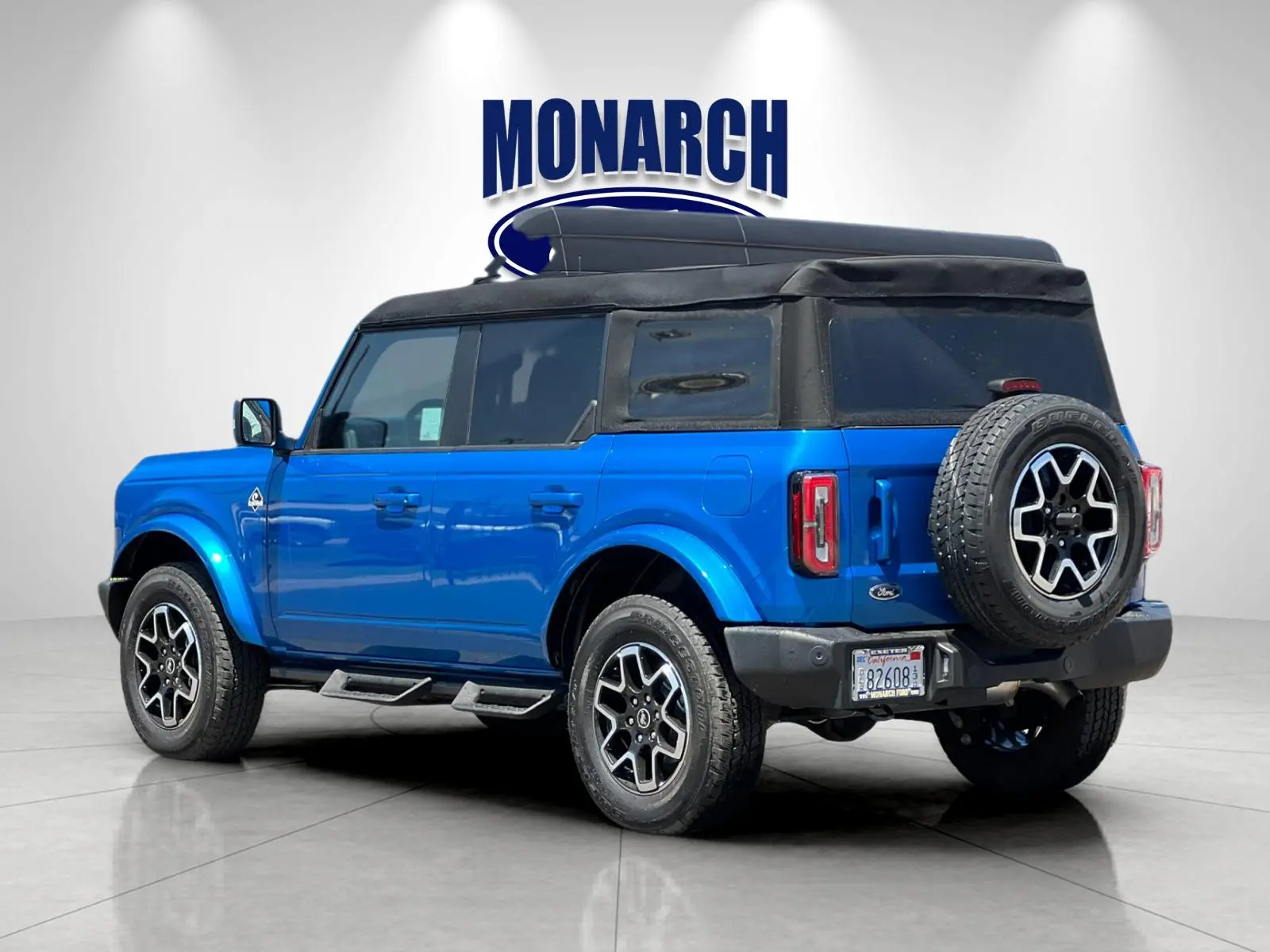 2024 Ford Bronco Outer Banks 4x4 photo 5