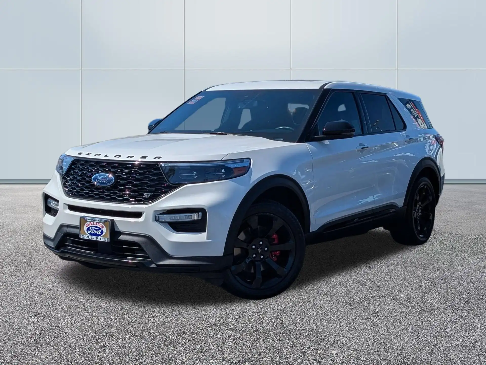 2021 Ford Explorer ST 4WD's photo