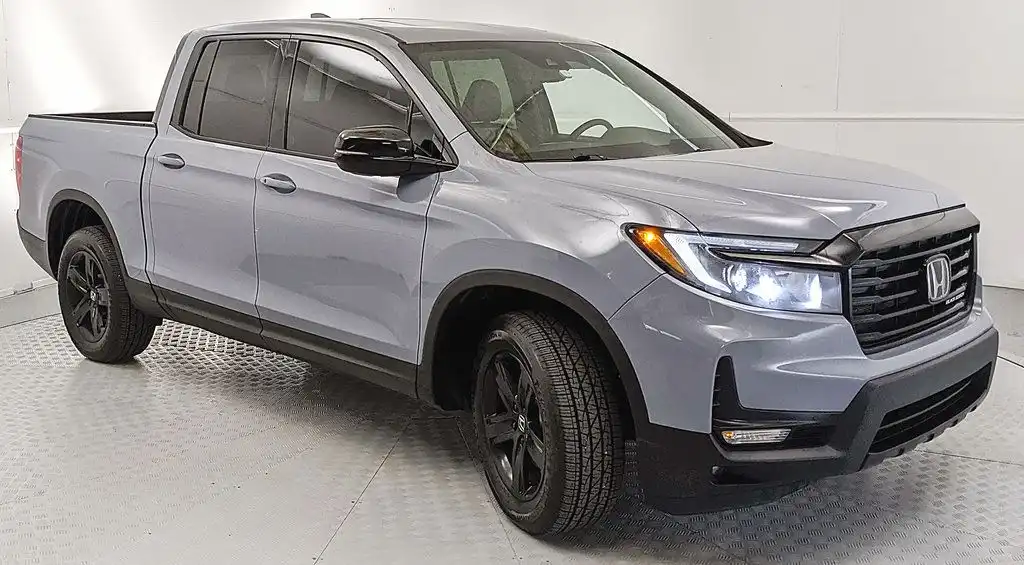 2023 Honda Ridgeline Black Edition's photo