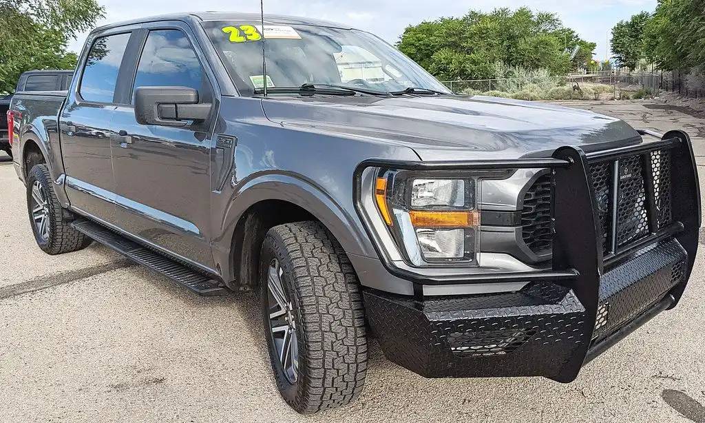 2023 Ford F-150 XL 4x4 SuperCrew 5-1/2 Box's photo