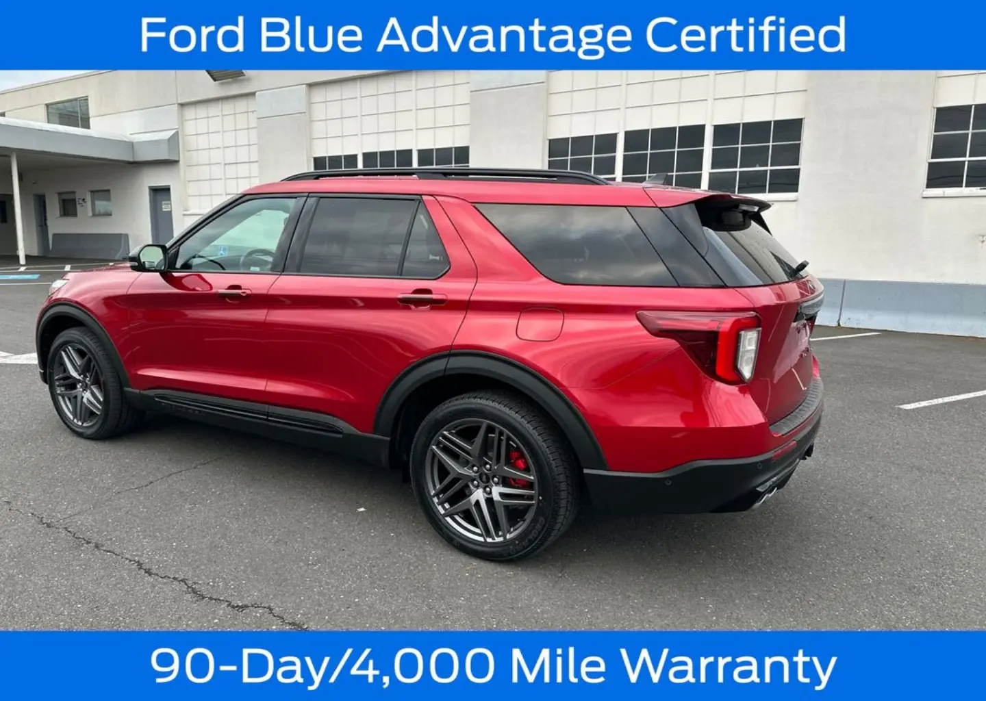 2021 Ford Explorer ST 4WD photo 5