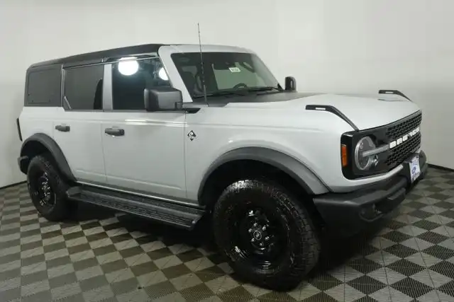 2026 Ford Bronco Outer Banks 4x4's photo