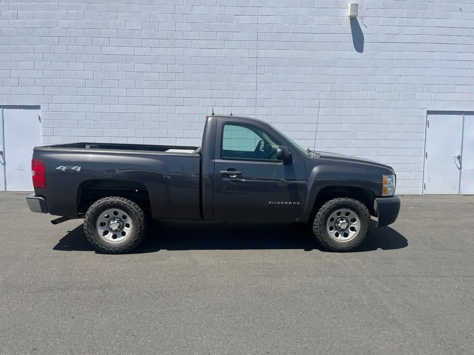 2010 Chevrolet Silverado 1500 Work Truck 4X4 Regular Cab SWB's photo