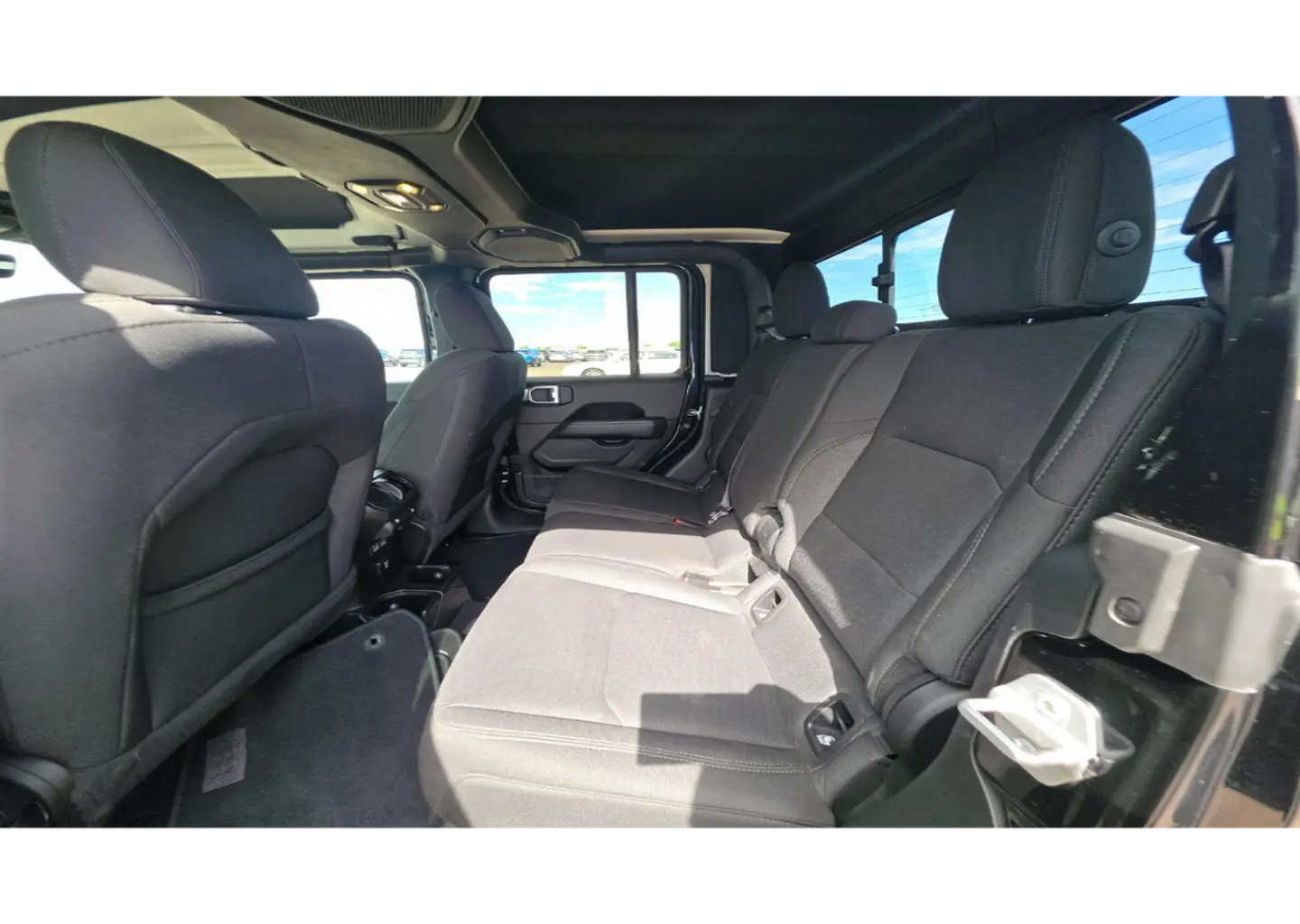 2020 Jeep Gladiator Overland photo 5