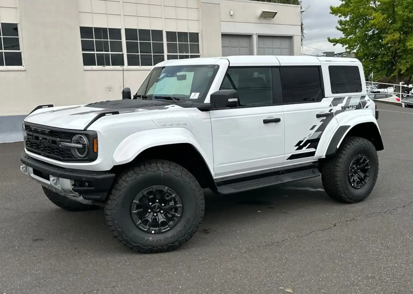 2026 Ford Bronco Raptor 4x4's photo