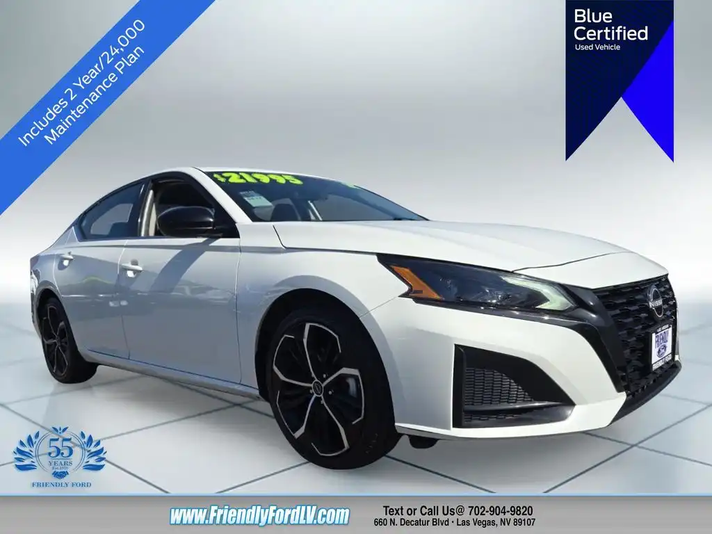 2024 Nissan Altima 2.5 SR's photo