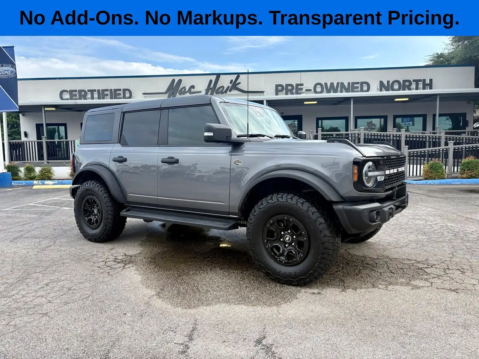 2023 Ford Bronco Wildtrak 4x4's photo