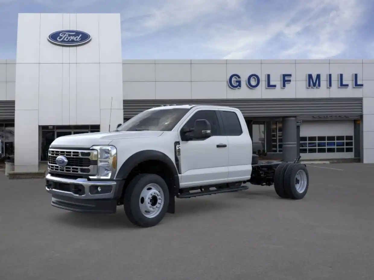 2026 Ford F-450 XL 4x4 SuperCab 168-In DRW's photo