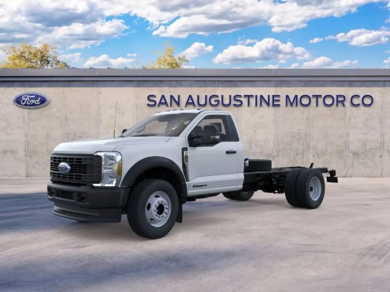 2026 Ford F-600 XL 4x4 Regular Cab 169-In DRW's photo