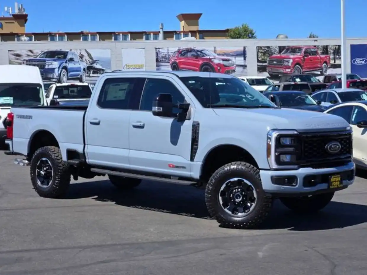 2026 Ford F-250 Lariat 4x4 Crew Cab 6-3/4' Box's photo