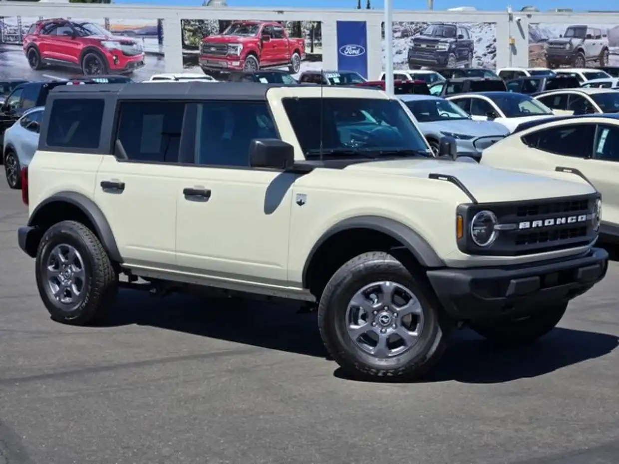 2026 Ford Bronco Big Bend 4x4's photo