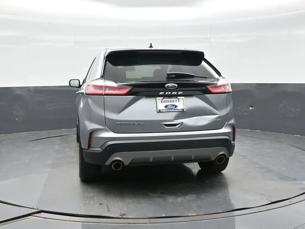 2024 Ford Edge Titanium AWD photo 4