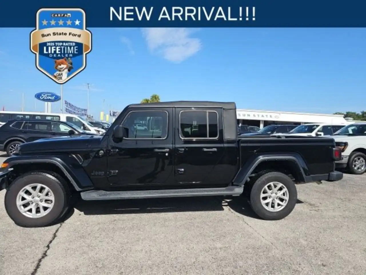 2023 Jeep Gladiator Sport S's photo