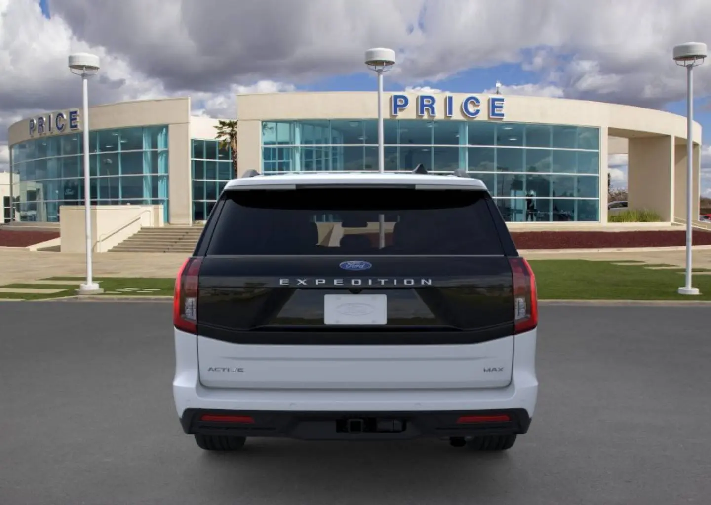 2026 Ford Expedition Active MAX 4x4 photo 5