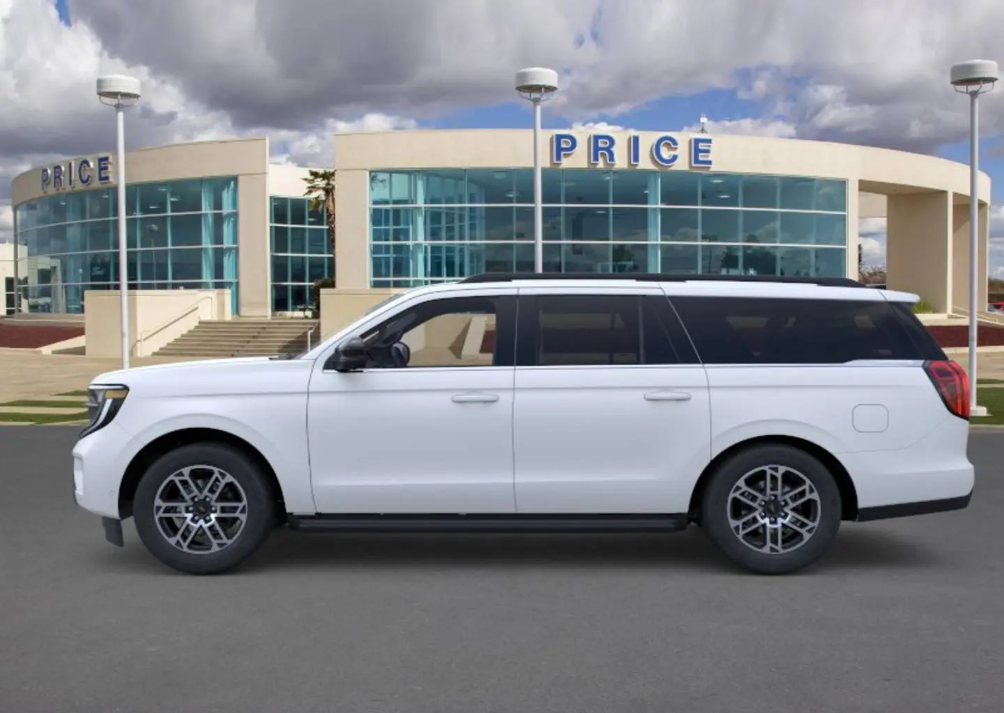 2026 Ford Expedition Active MAX 4x4 photo 3