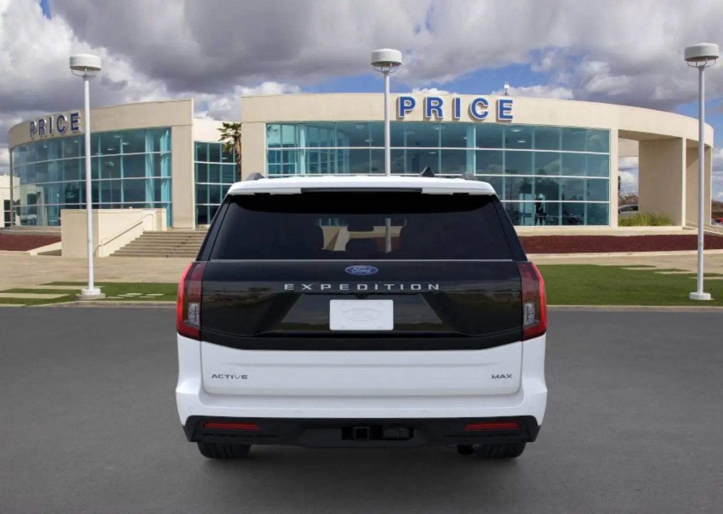 2026 Ford Expedition Active MAX 4x4 photo 5