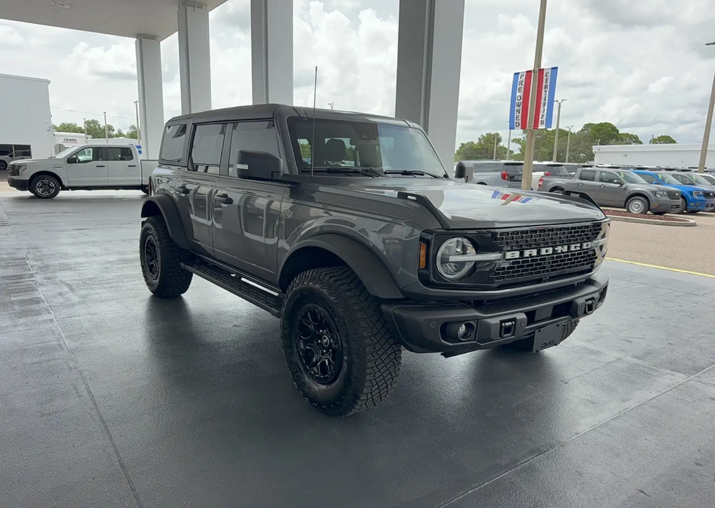 2023 Ford Bronco Wildtrak 4x4 photo 4