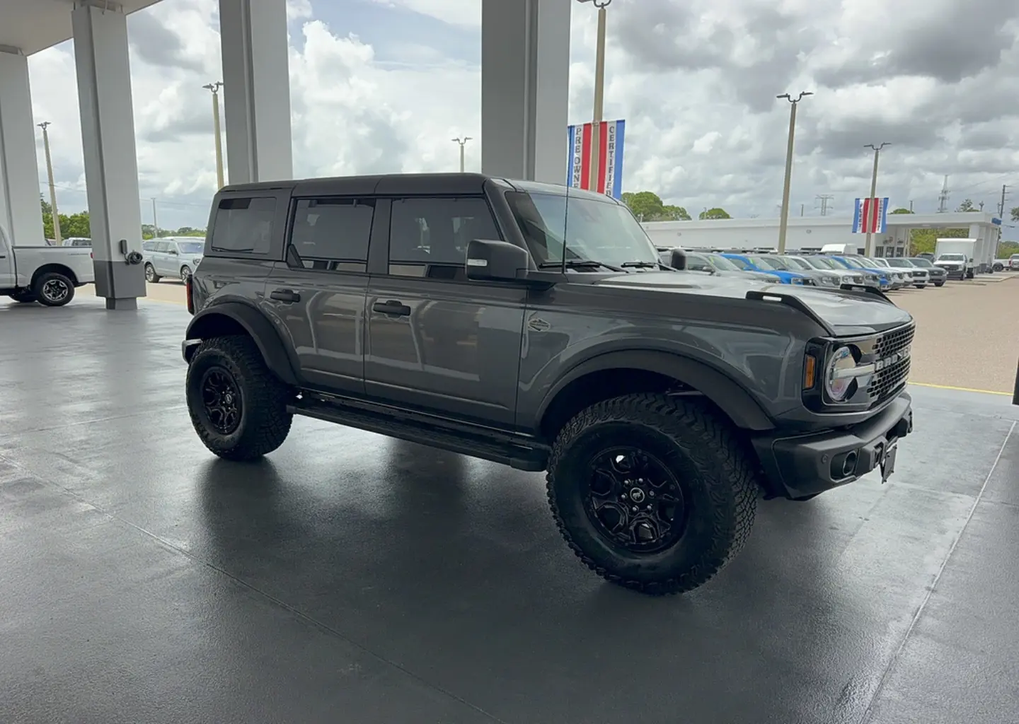 2023 Ford Bronco Wildtrak 4x4 photo 5