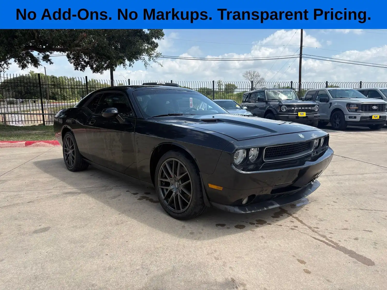 2010 Dodge Challenger R/T's photo