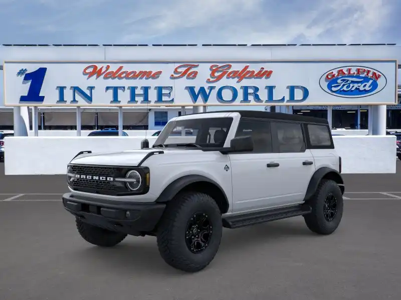 2026 Ford Bronco Outer Banks 4x4's photo