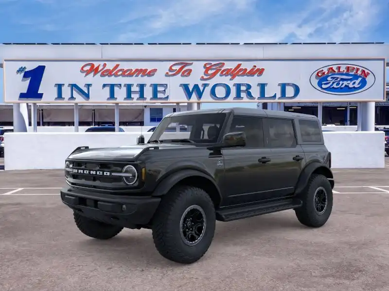 2026 Ford Bronco Outer Banks 4x4's photo