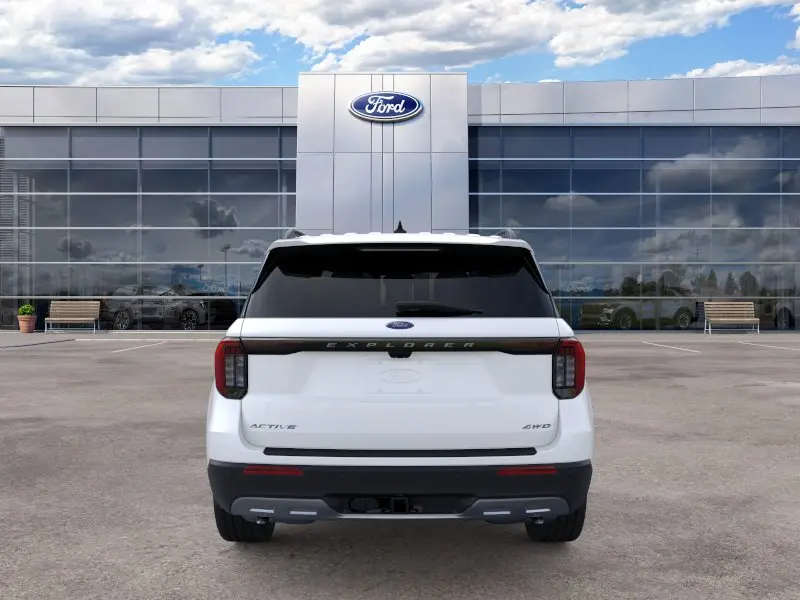 2026 Ford Explorer Active 4WD photo 5