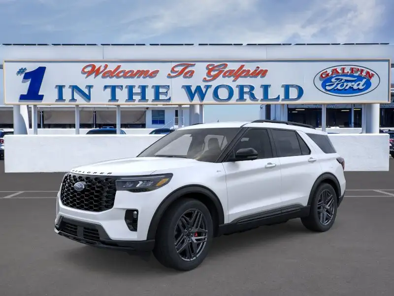 2026 Ford Explorer ST-LINE RWD's photo