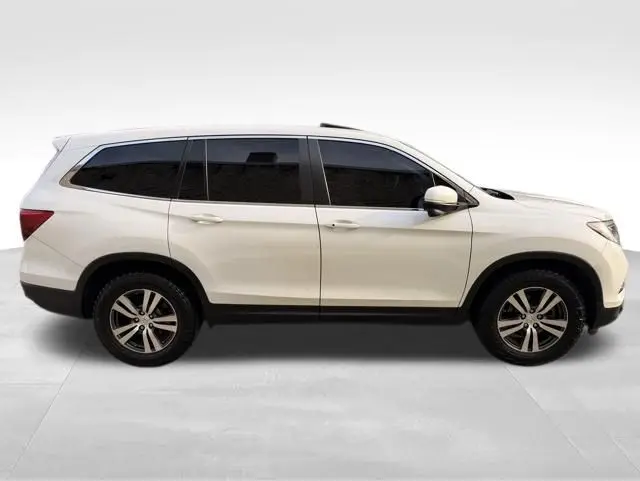 2017 Honda Pilot 4WD EX-L w/Navigation photo 4