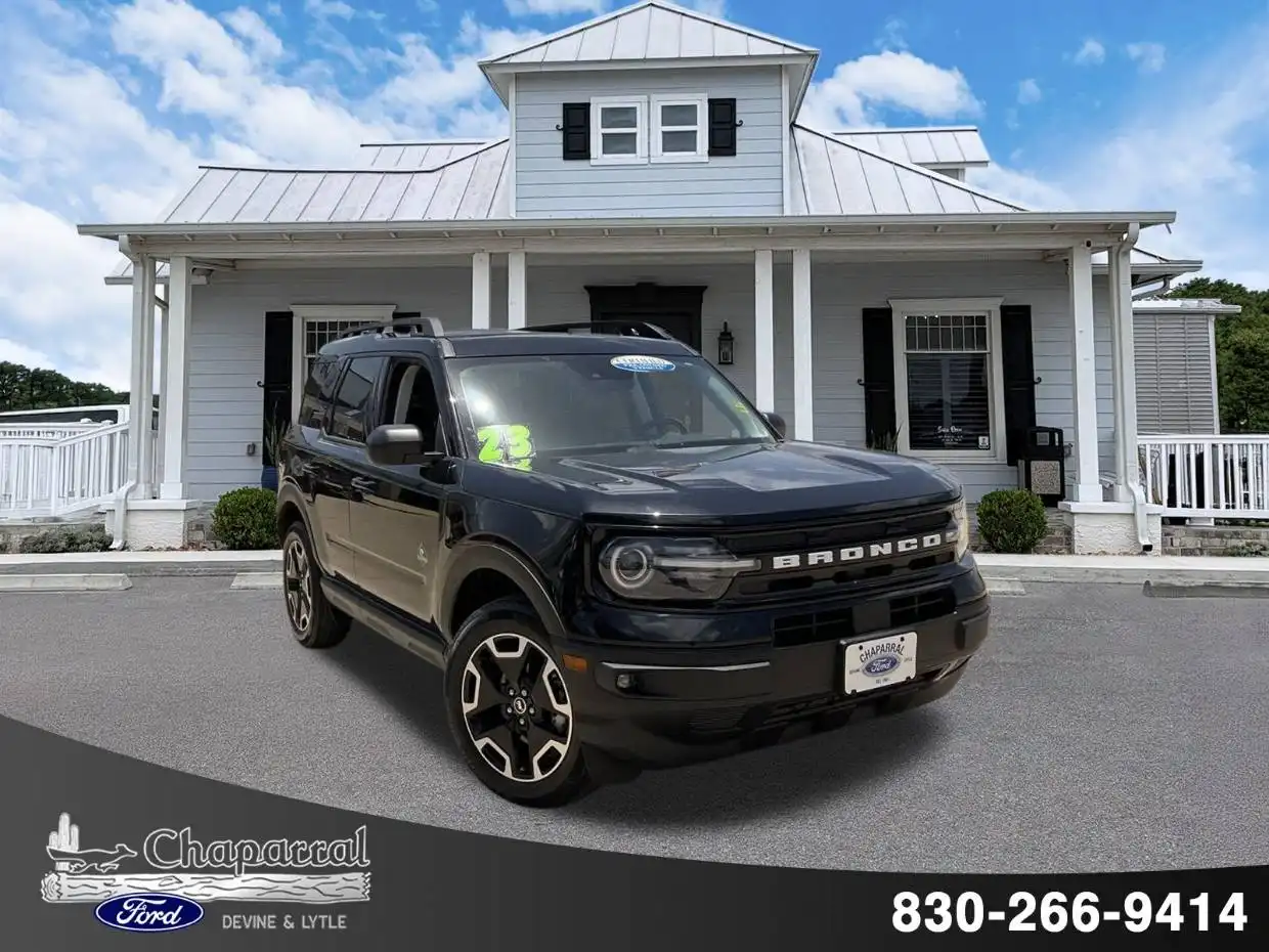 2023 Ford Bronco Sport Outer Banks 4X4's photo
