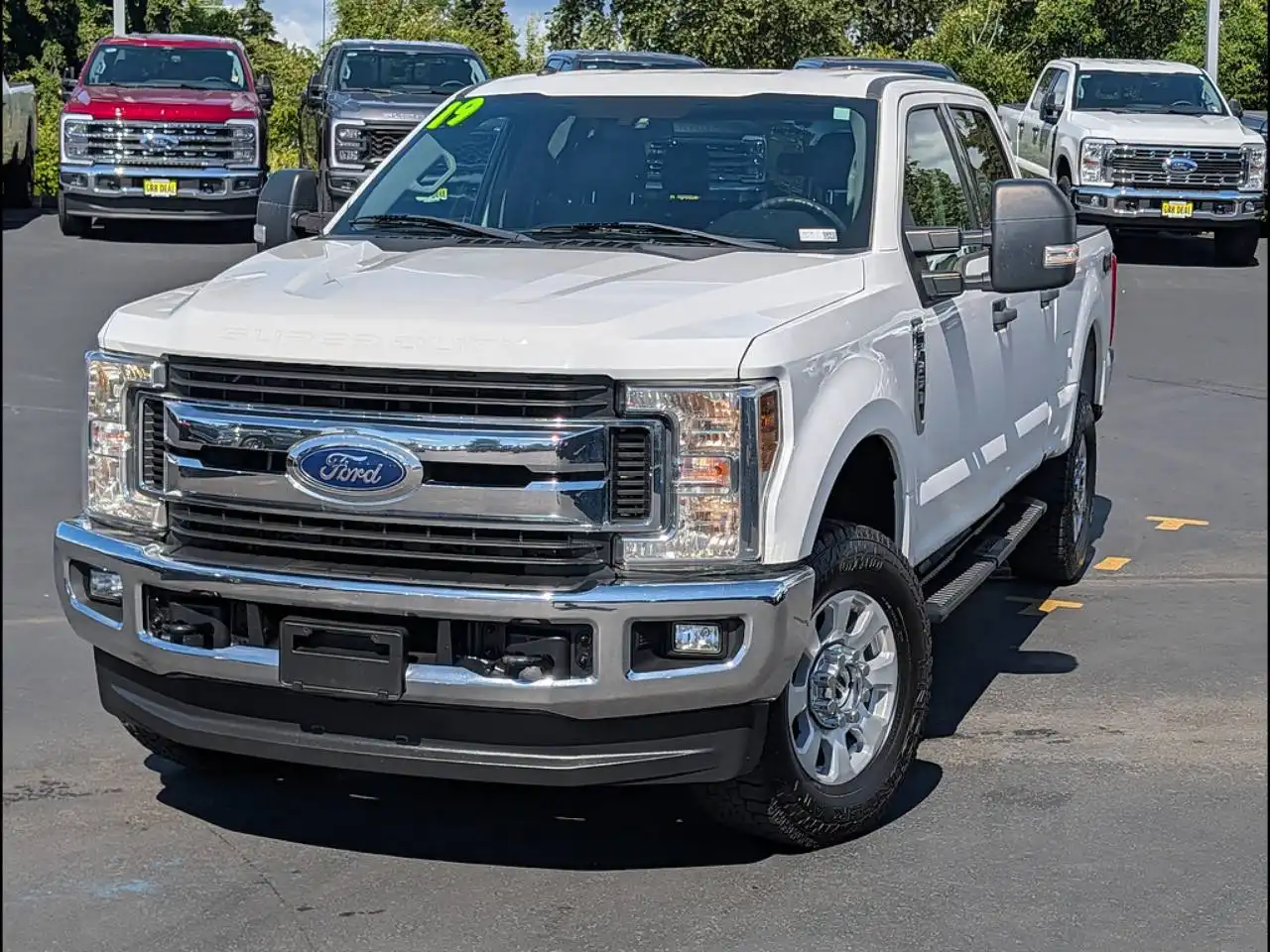 2019 Ford F-350 XLT 4x4 Crew Cab 160 in SRW's photo