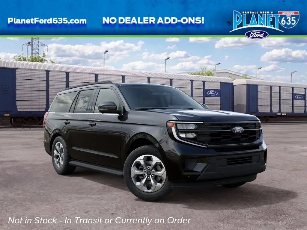 2027 Ford Expedition Active photo 1