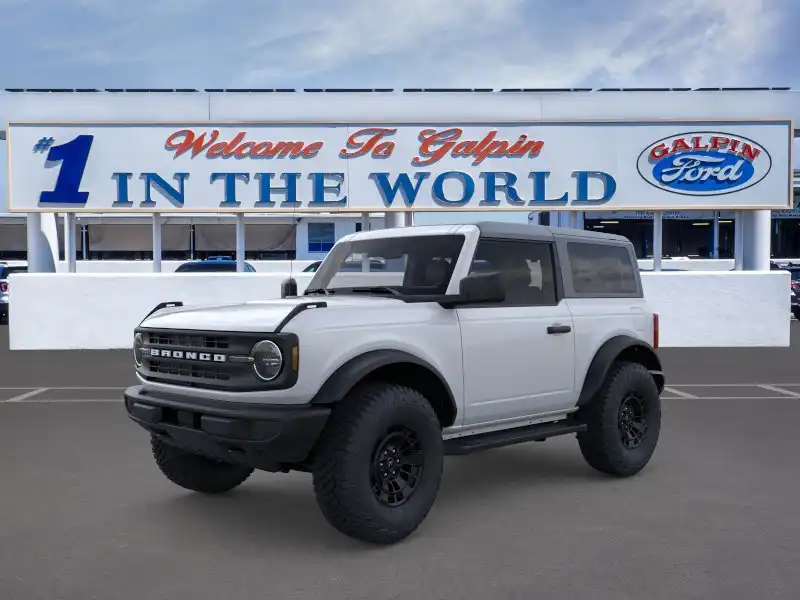 2026 Ford Bronco Base 4x4's photo