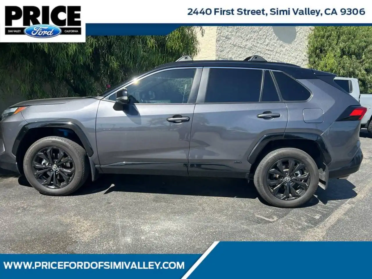 2024 Toyota RAV4 Hybrid XSE AWD's photo