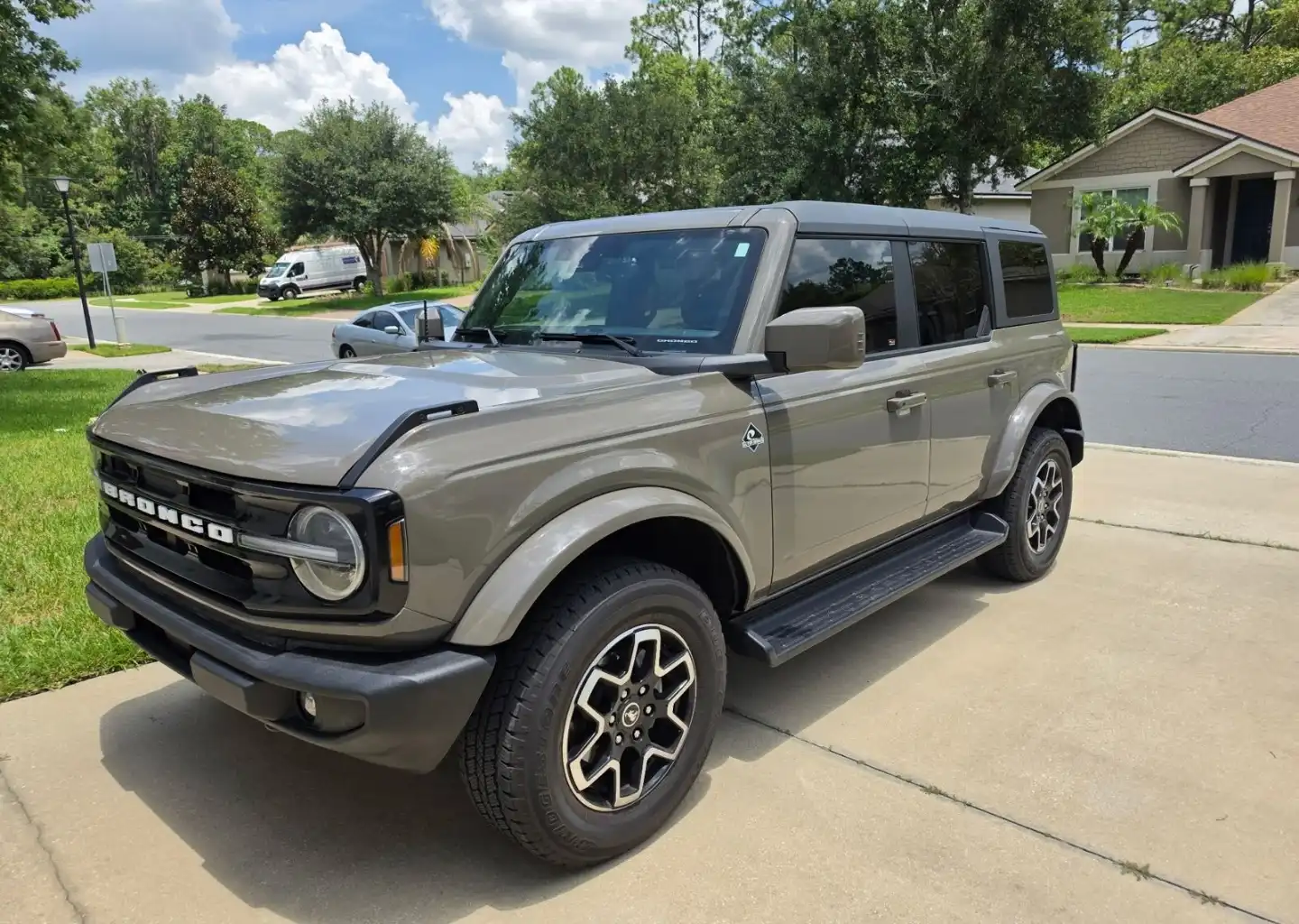 2025 Ford Bronco Outer Banks 4x4's photo
