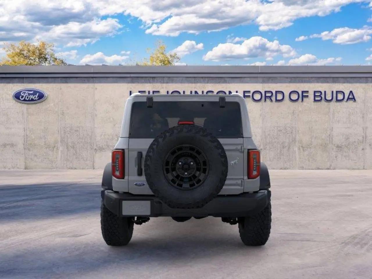 2026 Ford Bronco Outer Banks 4x4 photo 5