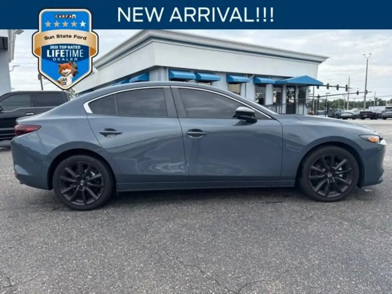 2025 Mazda CX-3 2.5 Carbon Ed. AT 4-Door SKYACTIV AWD's photo